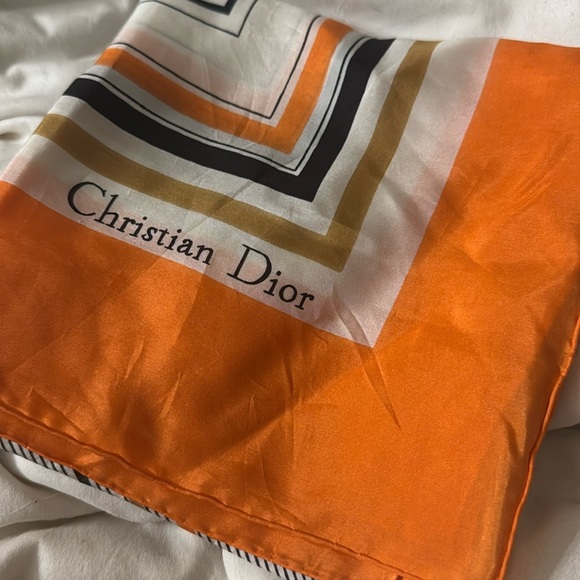 CD CHRISTIAN DIOR silk scarf medium size - Picture 1 of 4
